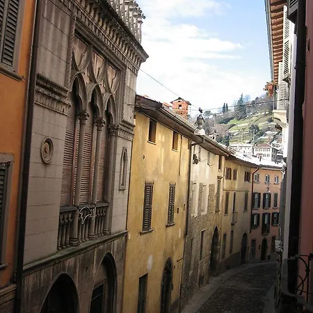 Agnese Old Town B&B 2*