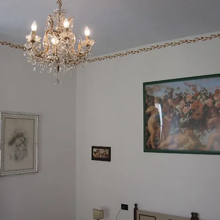 Agnese Old Town B&B 베르가모