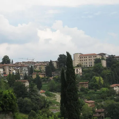 Oda ve Kahvaltı Agnese Old Town